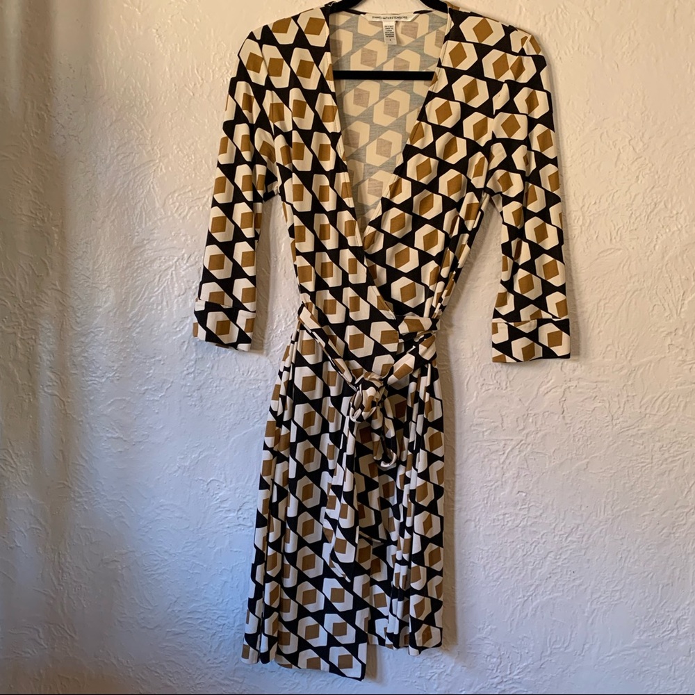 Classic Diane Avon Furstenberg Wrap Dress